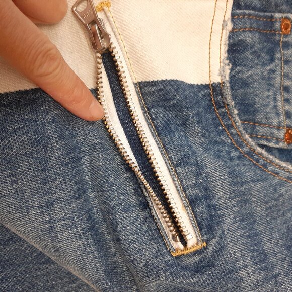 Levi's 501 Womens Jeans Premium Patchwork Zip Leg Button Fly Jeans W28L26 - Picture 14 of 14